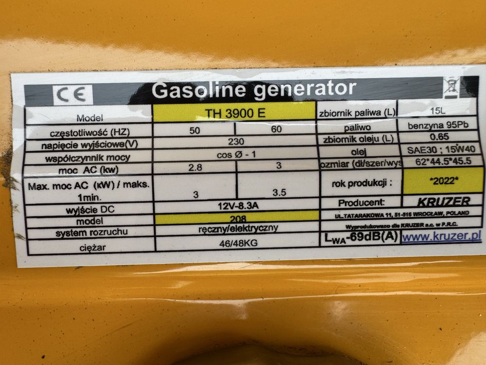 Генератор бензиновий Kruzer TH3900E 3кВт з елетростартером