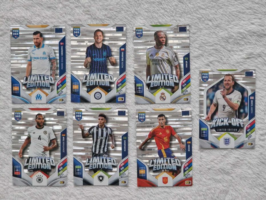 Karty piłkarkie Panini FIFA 365 Adrenalyn Limited 2026, zestaw 7 szt.