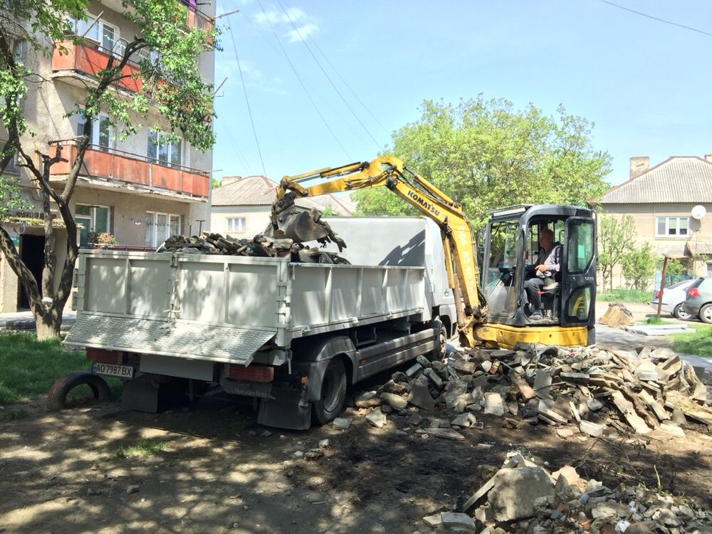 Розчистка ділянок, вивіз будівельного сміття, дренажі, фундаменти