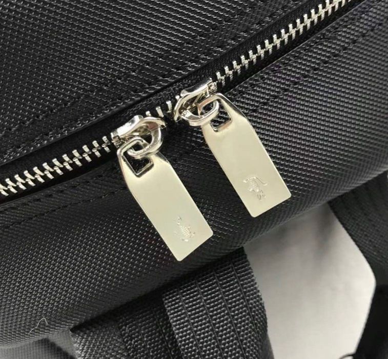 Рюкзак Lacoste -15%  1 відділення, 4 кишені, зовні 2 кишені