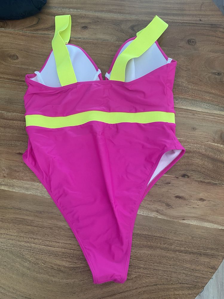 Fato de Banho Fushia novo tamanho L