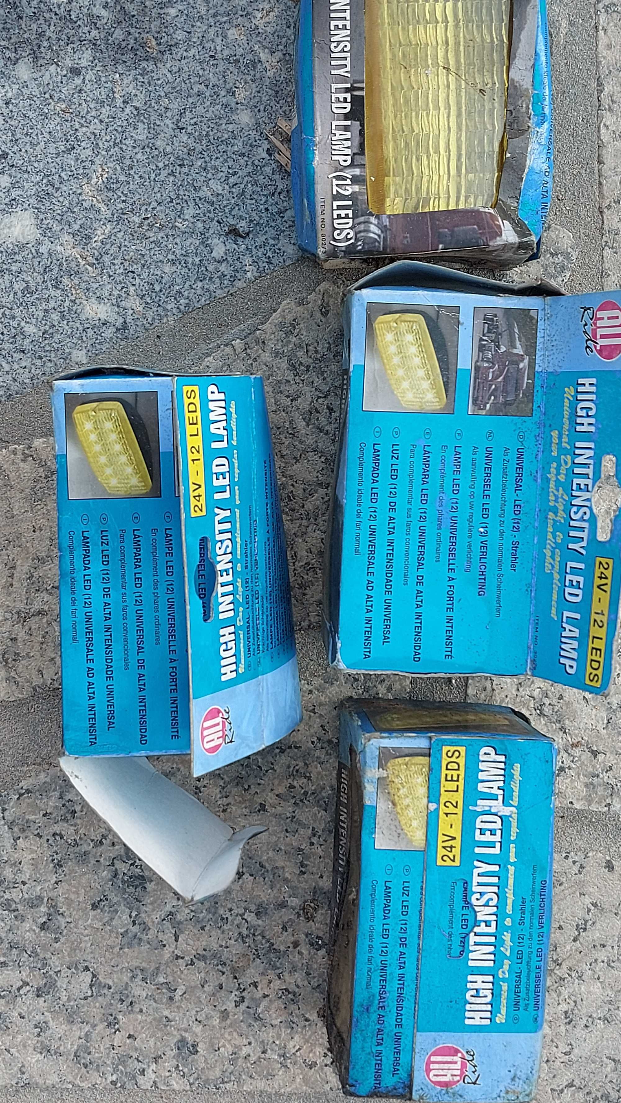 Luzes amarelas ou brancas de longo alcance para jipe ou camiao