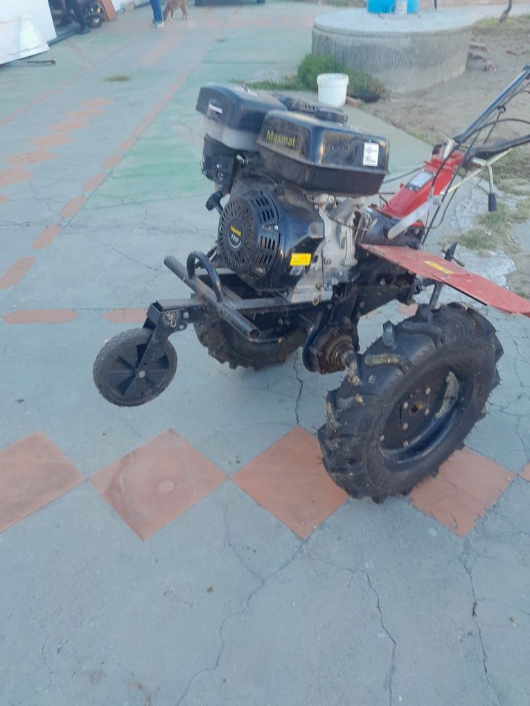 Vendo frese de 7,2w da max mat
