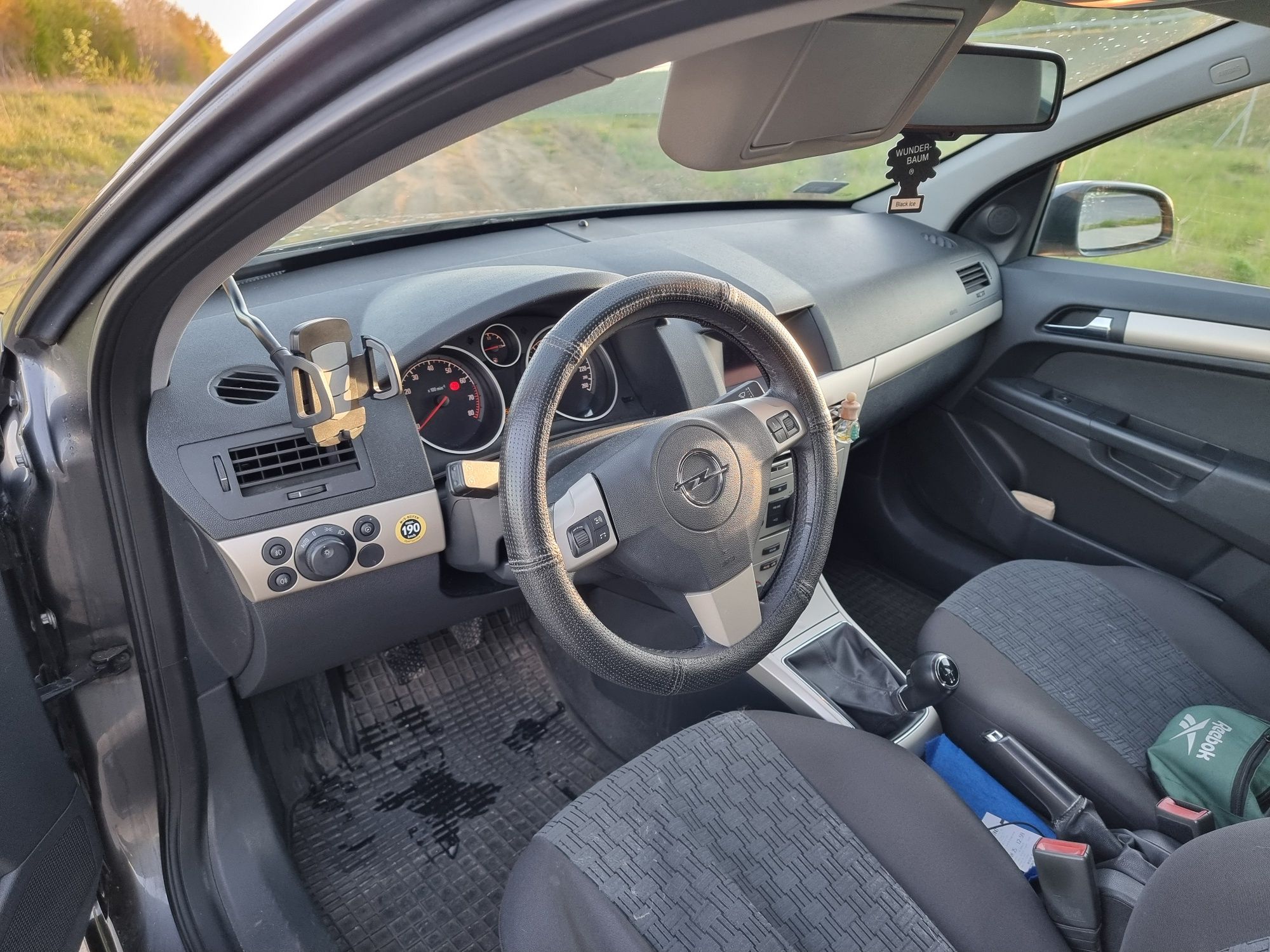 Opel Astra H 1.6b 116km 2008r