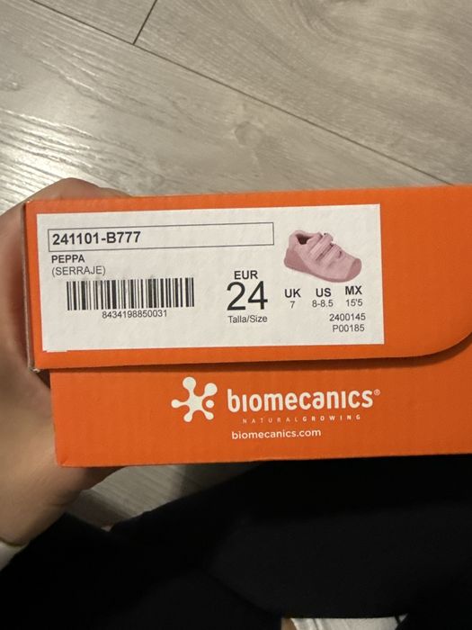 Напівчеревики biomecanics 24р
