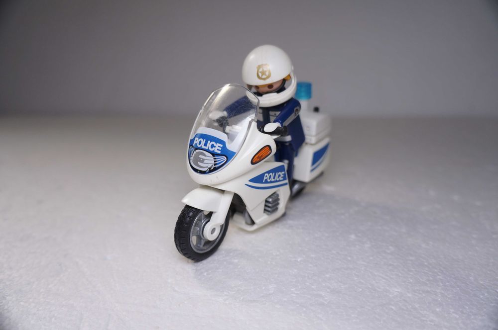 Playmobil 991 Motor Policyjny Policja Kogut Światło  Playmobil