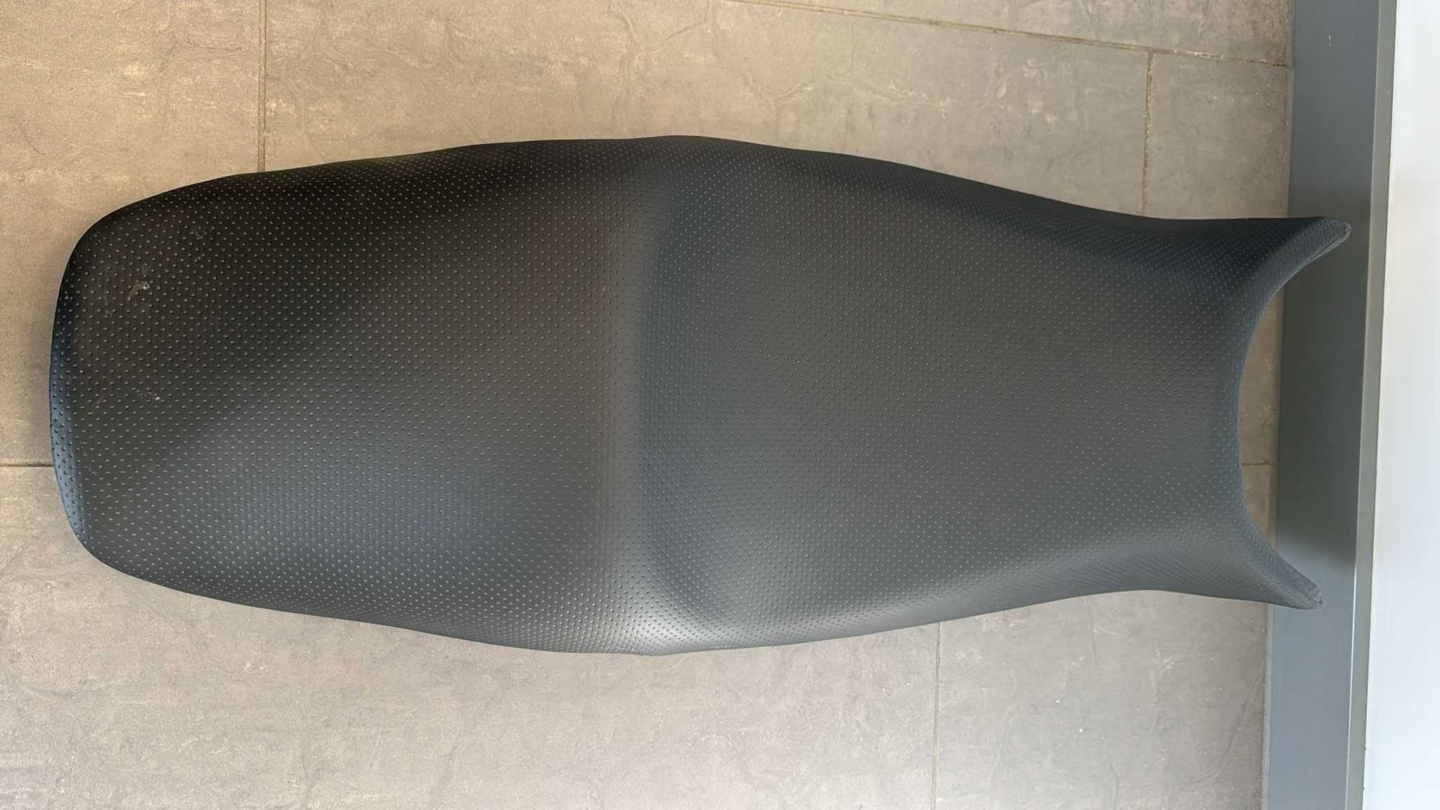 Siedzenie Fotel Kanapa Yamaha FZ6 Fazer 2004-09 [701]
