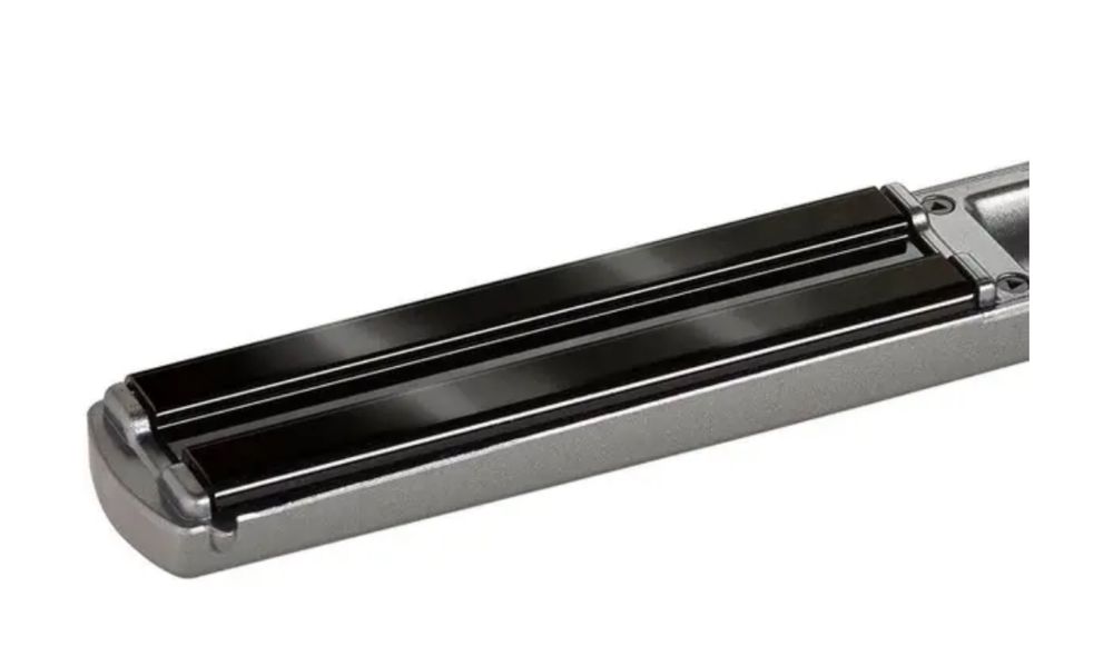 Паровий випрамляч BaByliss PRO