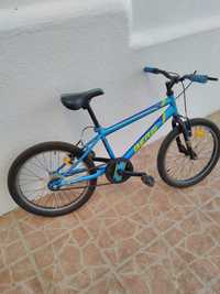 Vendo bicicleta Berg como nova