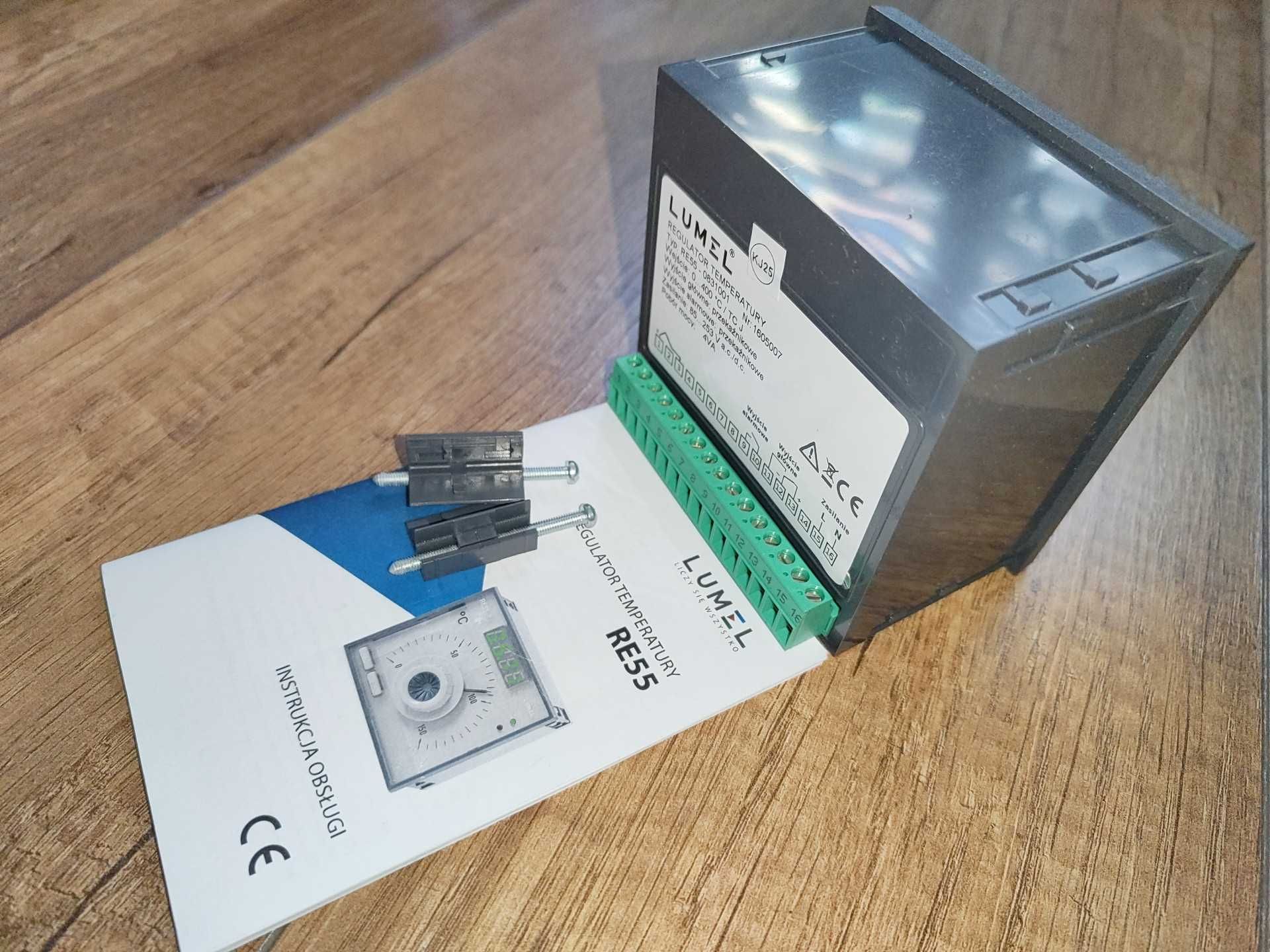 Regulator temperatury LUMEL RE55