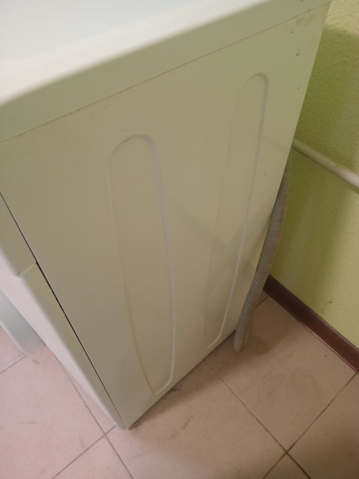 Стиральную машину BEKO продам