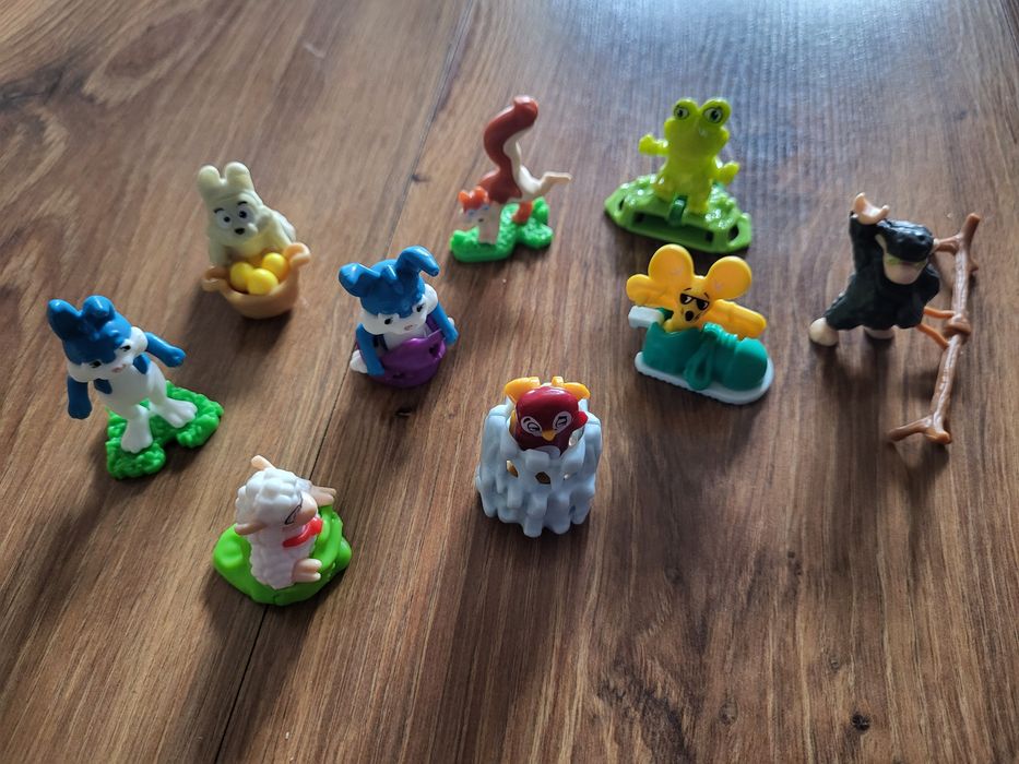 Figurki jajko Kinder niespodzianka wielkanoc