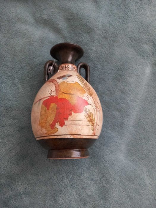 Peça decorativa pintada à mão