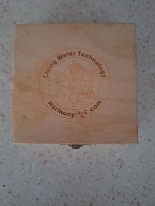 Płytka do strukturyzacji wody Living Water Technology 7cm drewno