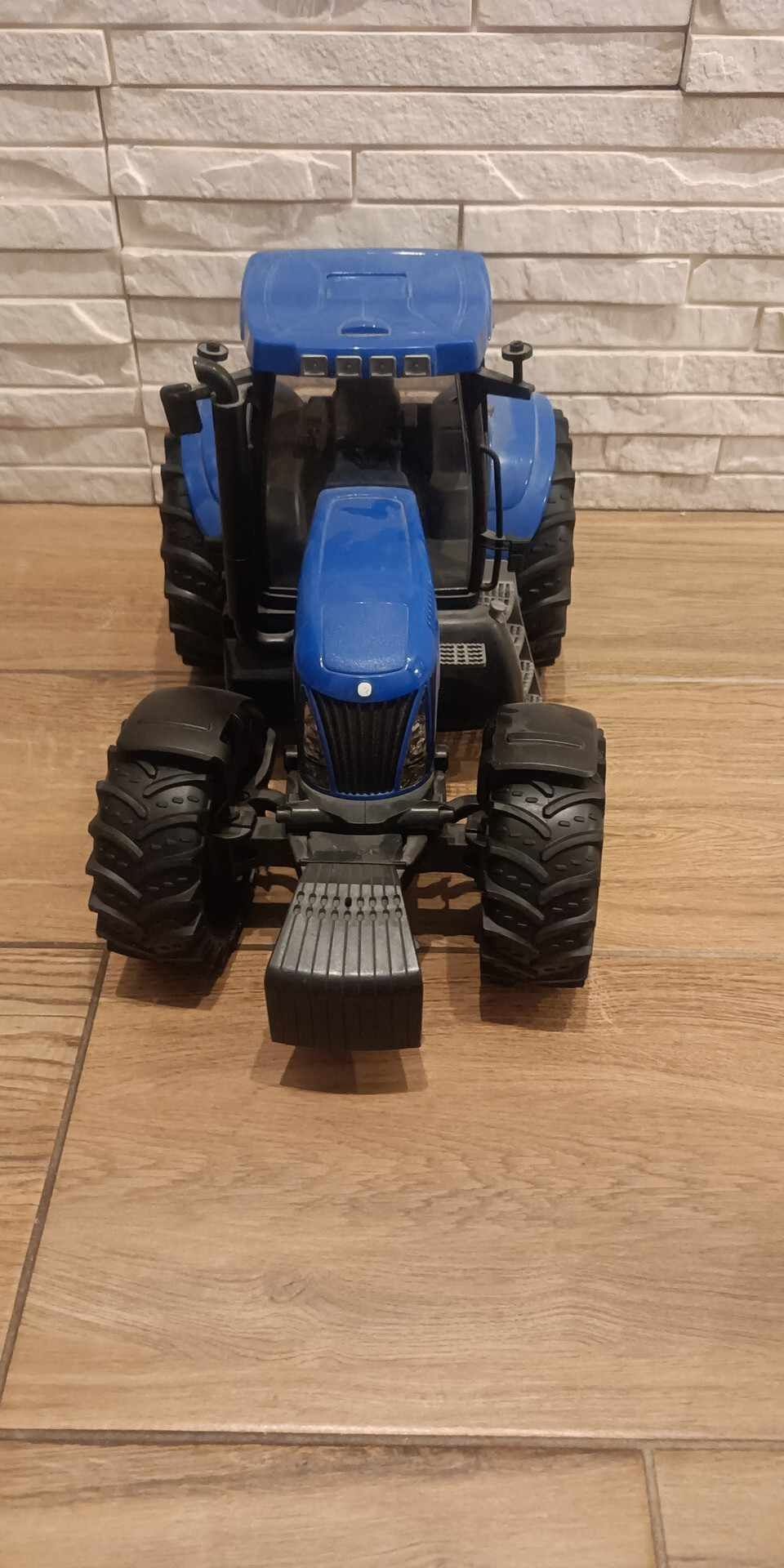 Ciągnik traktor bruder