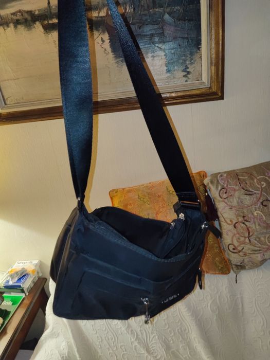 Vendo mala Samsonite preta