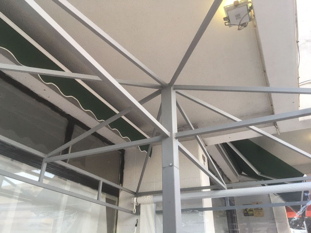 Toldo novo com 3 semanas