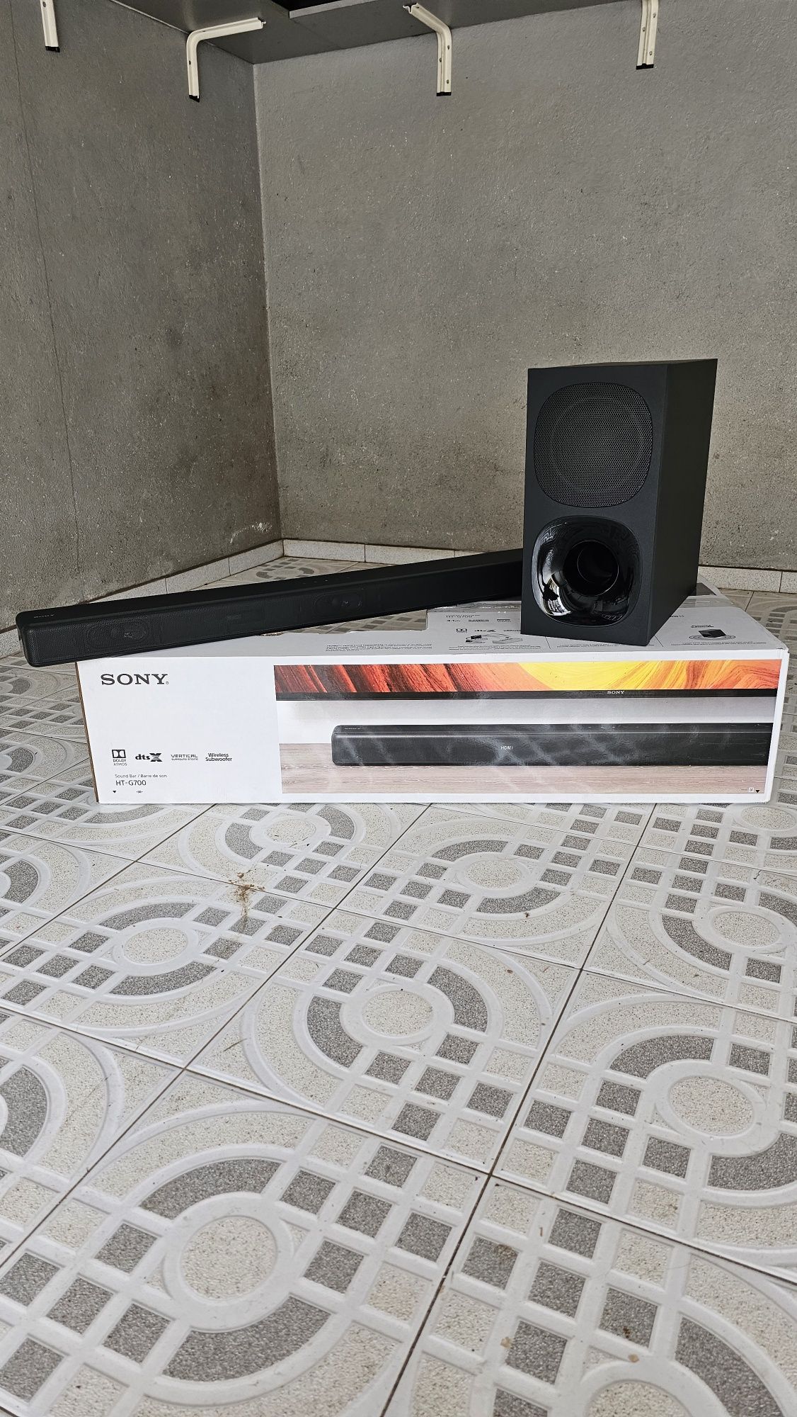 Barra de som Dolby Atmos®/ DTS:X™ de 3.1 canais | HT-G700