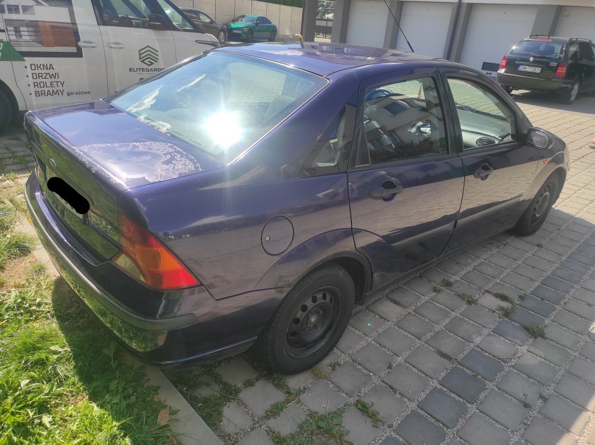 Sprzedam Ford Focus 1,6 benzyna
