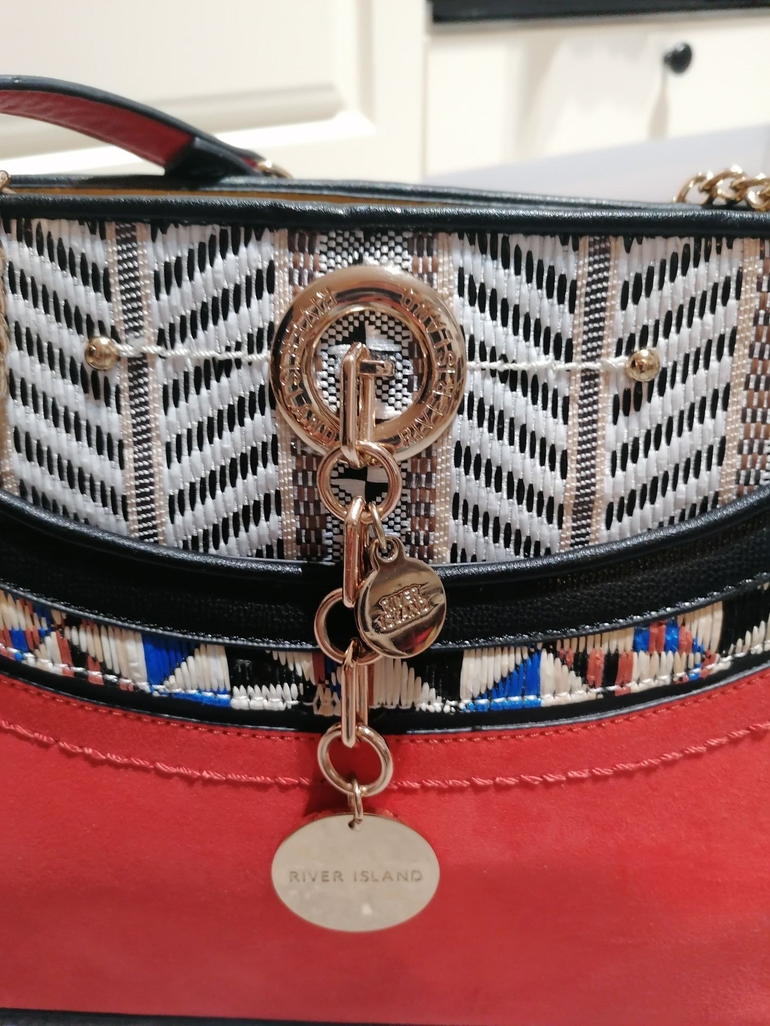 Wyjątkowa torebka na łańcuszku River Island