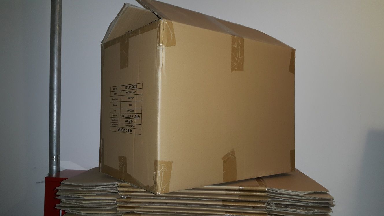 Pudełka kartony pudła przeprowadzka wysyłka przechowywanie