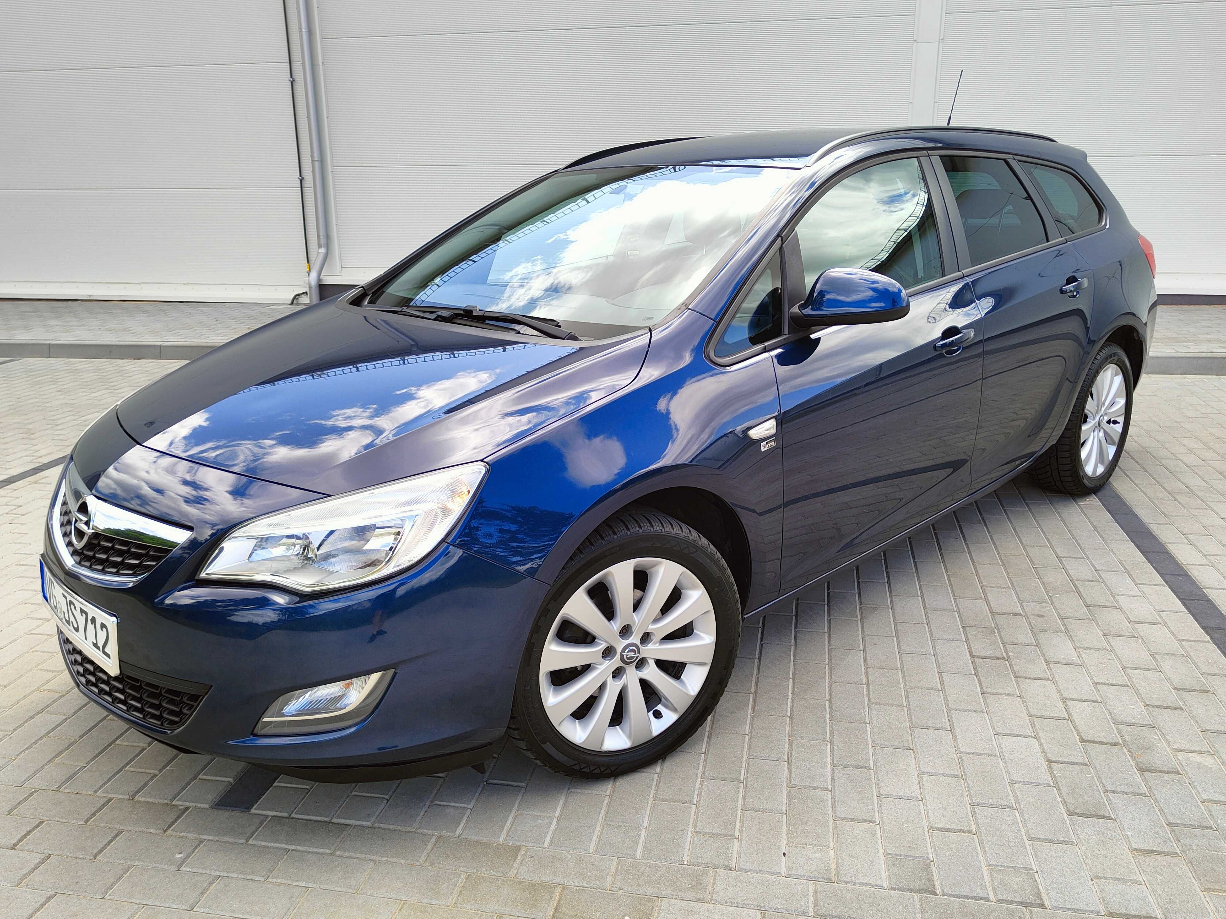 Nówka Opel Astra*Benzyna*Półskóra*Grzane Fotele/Kiera*Komp*Serwis*