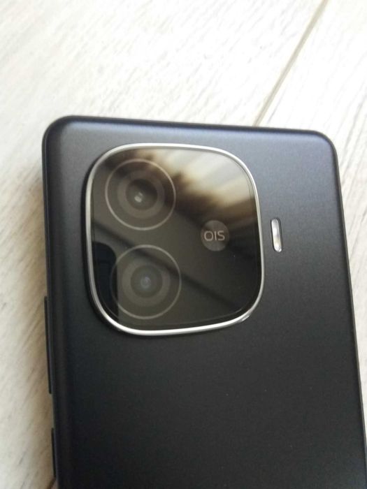 vivo iQOO Z9 Turbo