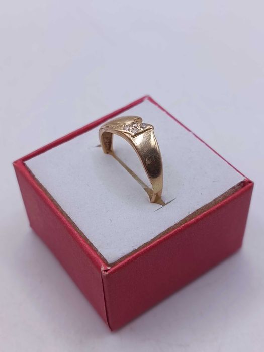 Złoty Pierścionek Z Kamieniami Zdobienia R17 Złoto PR585 14K 352/04/25