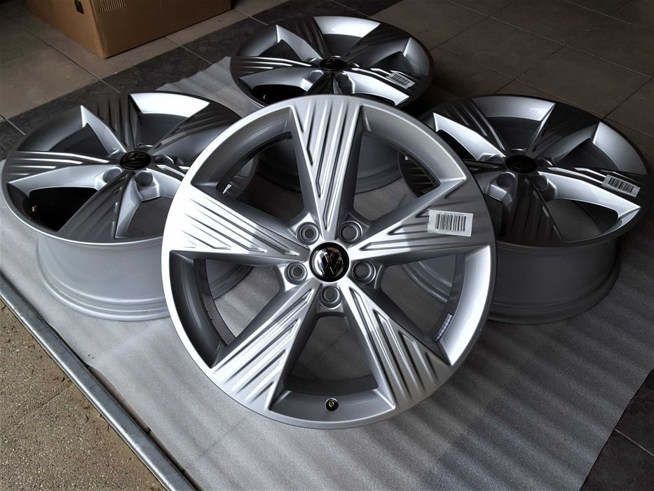 Alufelgi 19 5x112 VW Passat Tiguan Arteon Golf Jetta Touran T-Roc 241#