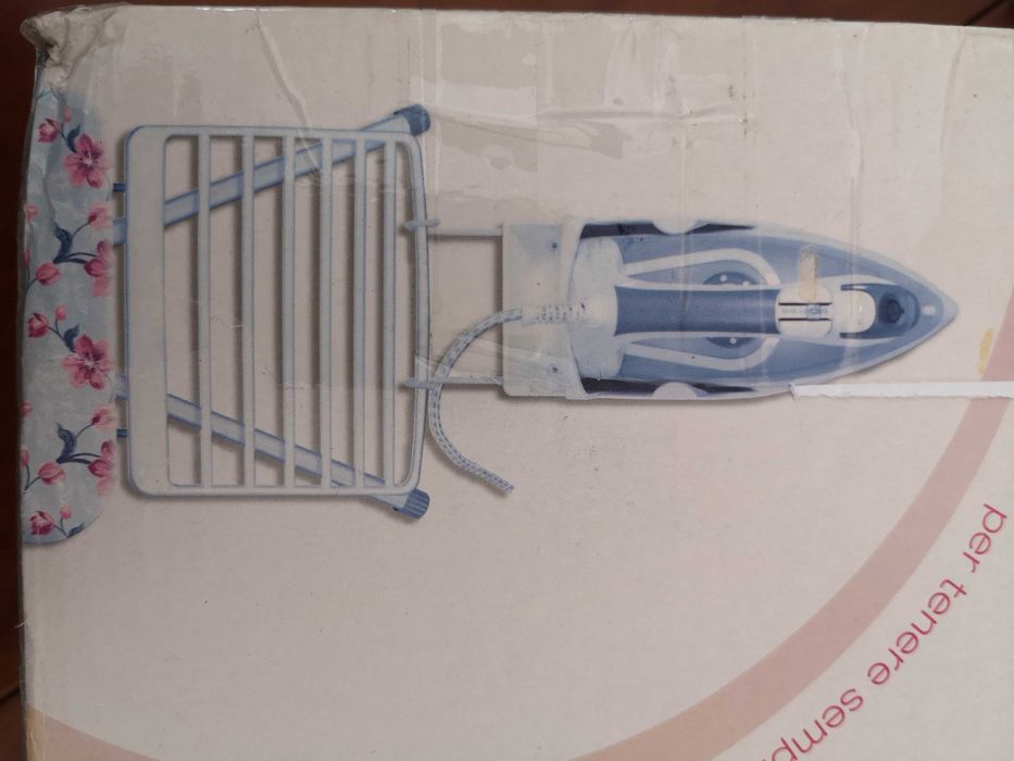 Suporte para ferro e tábua de engomar