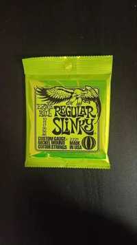 Ernie Ball Regular Slinky 10-46 Komplet strun do gitary