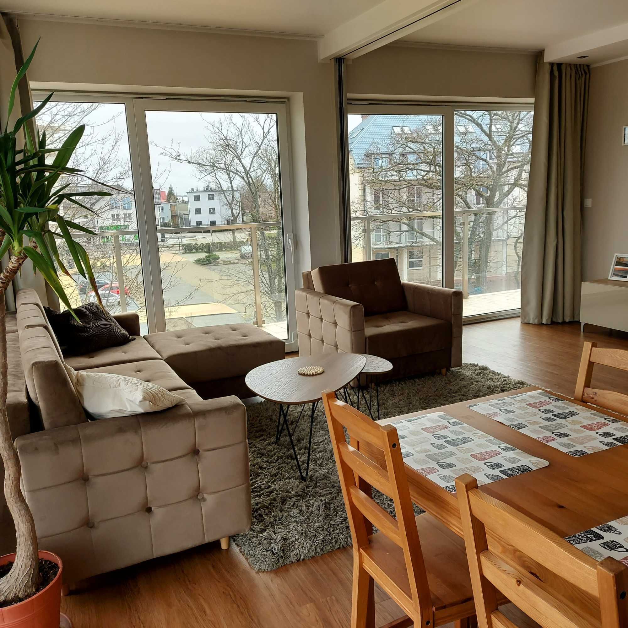 Apartament z widokiem na morze całoroczny lipiec do23 sierp. zarezerw.