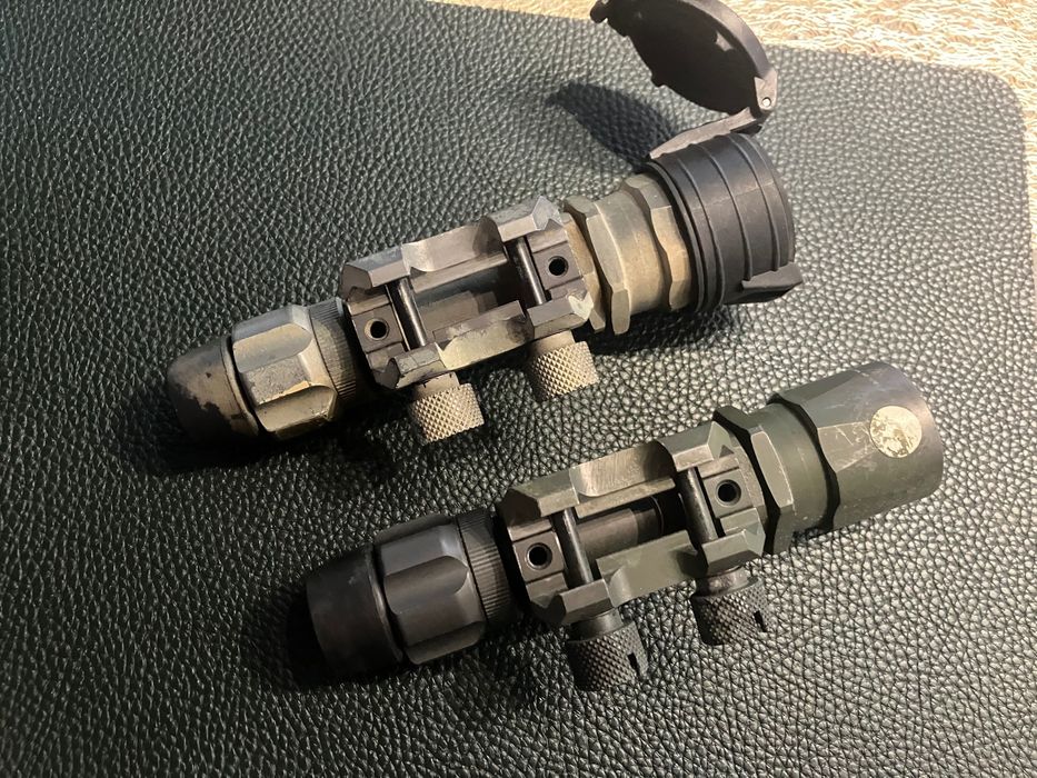 Surefire M951 latarka taktyczna. Safariland, aimpoint eotech