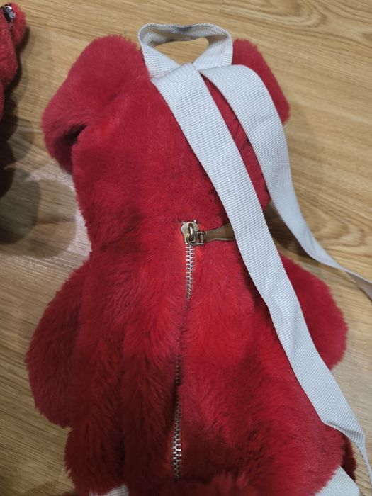 Plecak dla dziecka z miękkiego pluszu i maskotka czerwona
