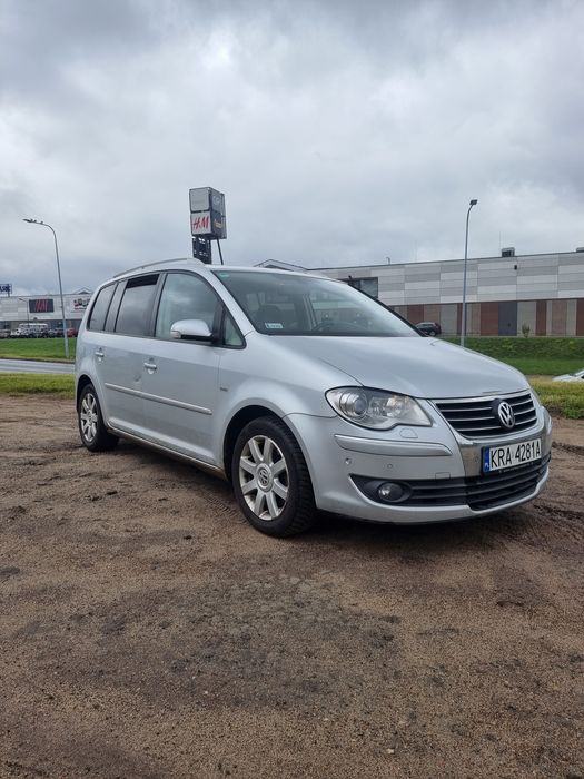 Volkswagen Touran 2.0 TDI 170 KM Highline 7osob