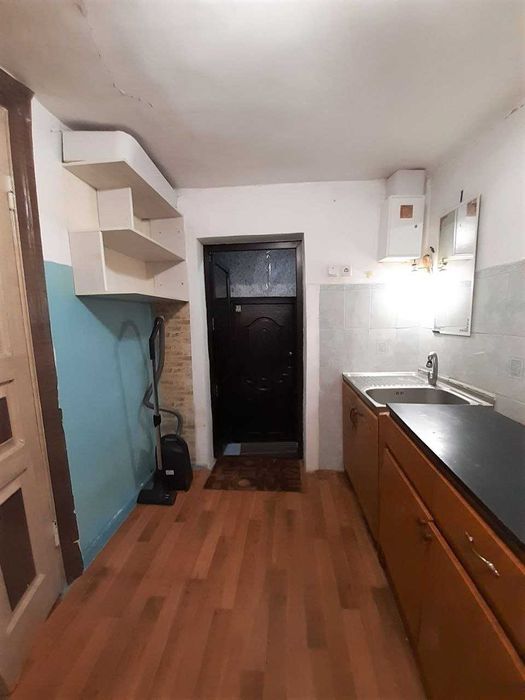 Пр.Науки, дом, двор с местом для авто, 8500 грн