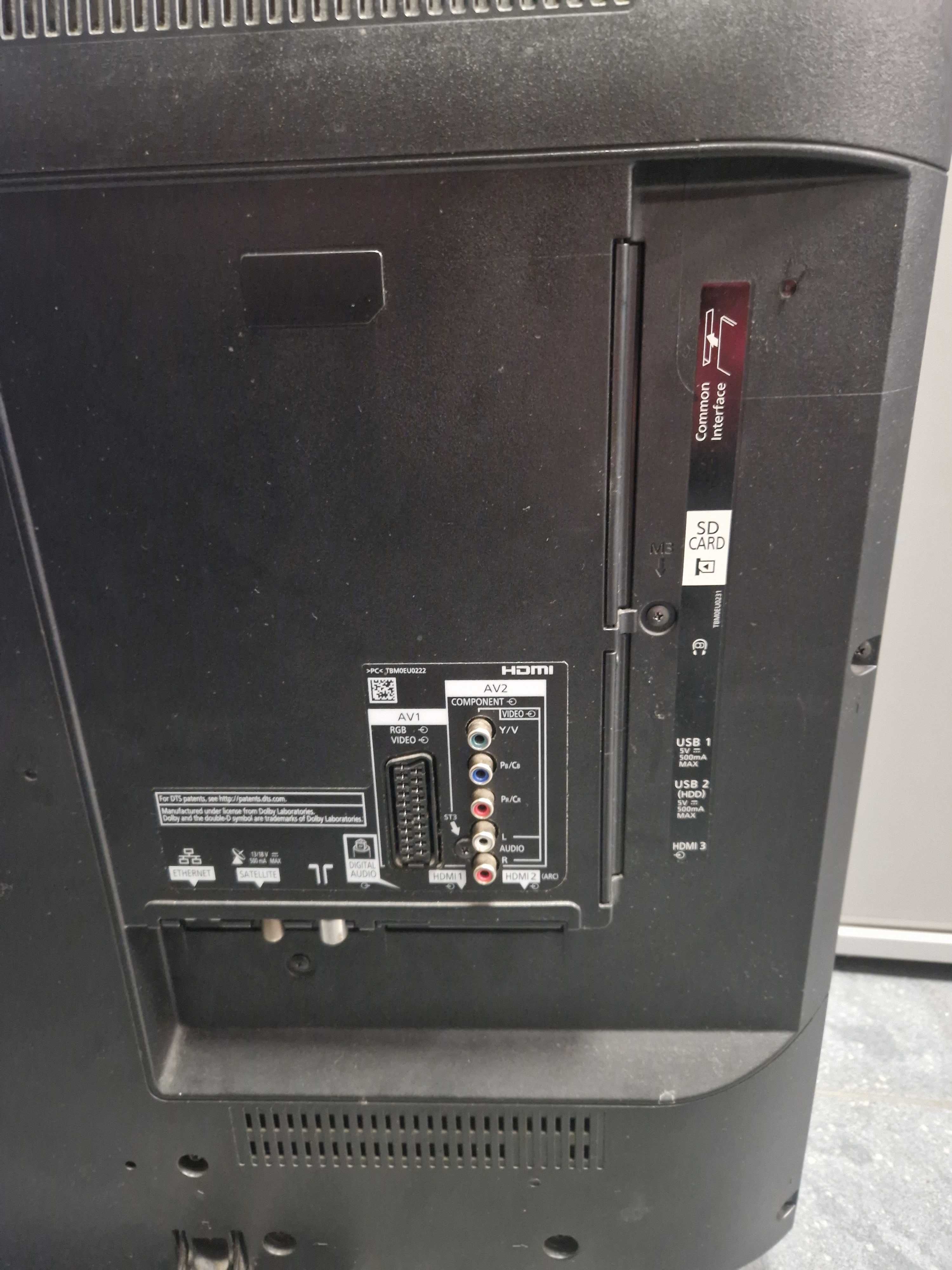 Telewizor LED Panasonic 42 TX 42AST656