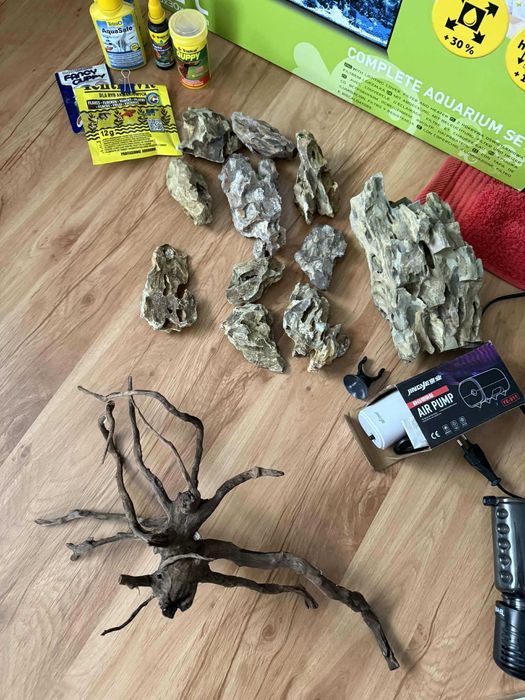 Akwarium Aquael leddy dzień noc 72l i dodatki