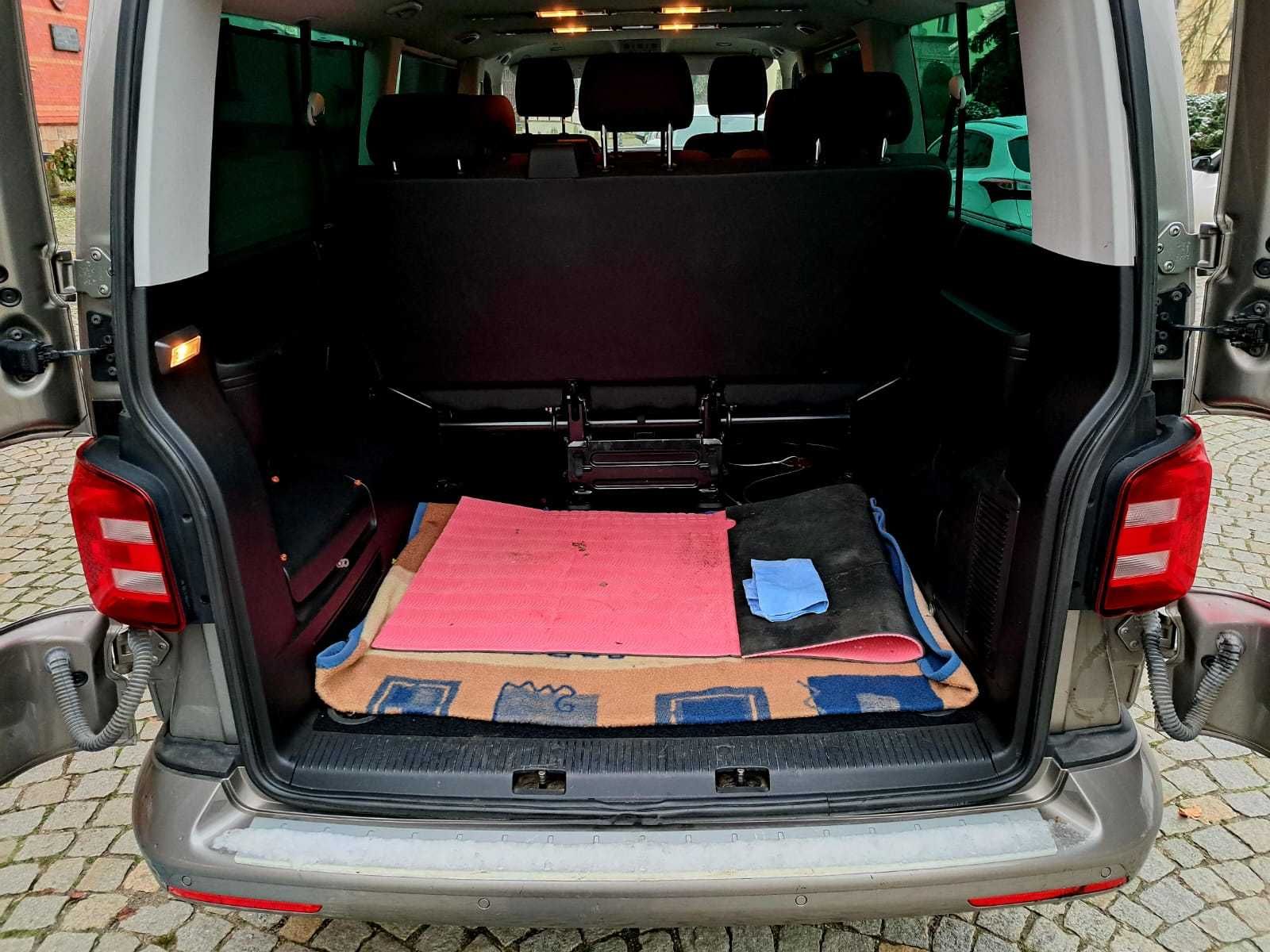 VW Caravelle 2.O TDI dsg