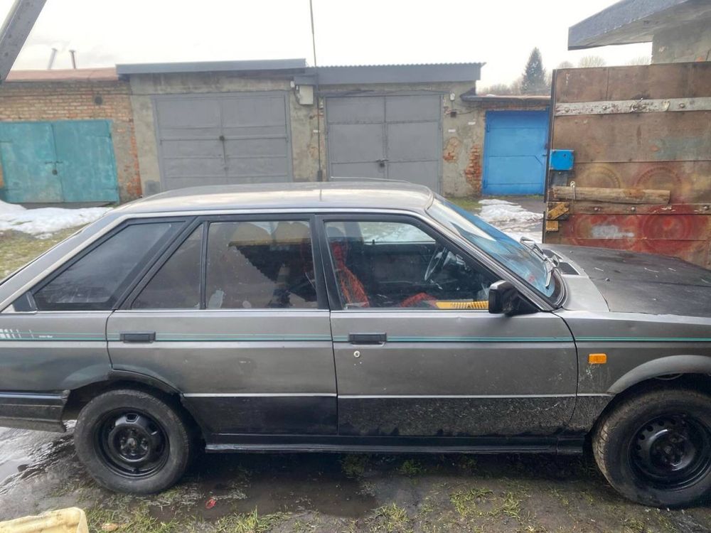 Nissan Sunny 1990 в нормальному стані