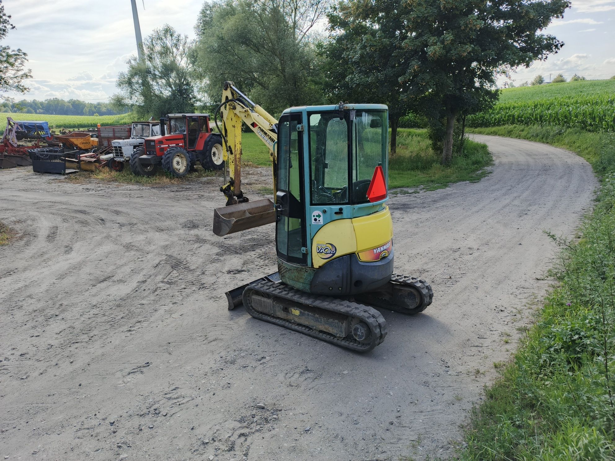Minikoparka YANMAR VIO 20 ( nie Kubota nie Bobcat nie Case )