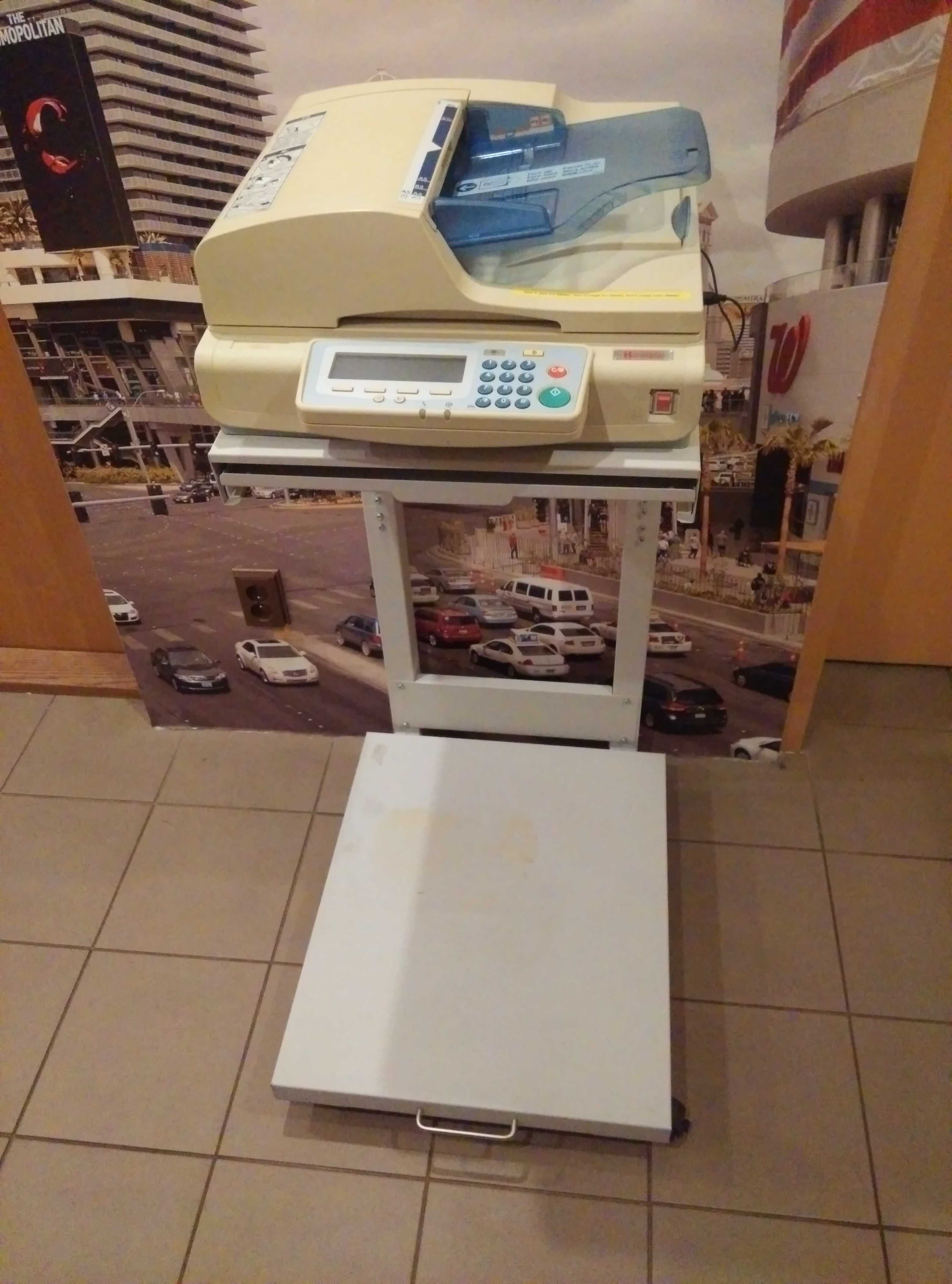 Scanner sieciowy Ricoh IS200e  Skaner Scaner