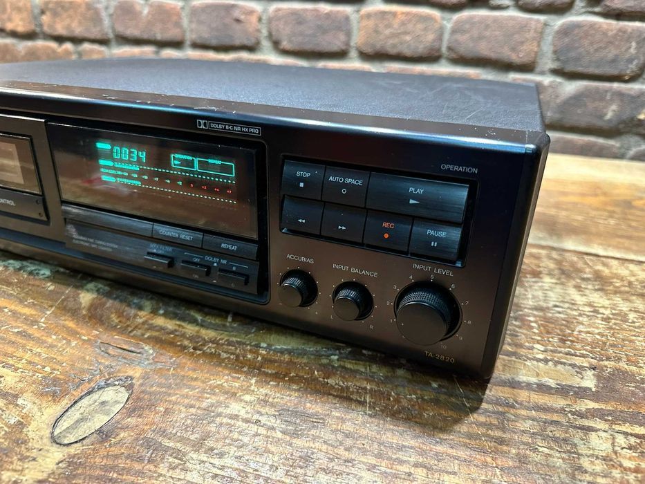 Magnetofon Onkyo TA-2820