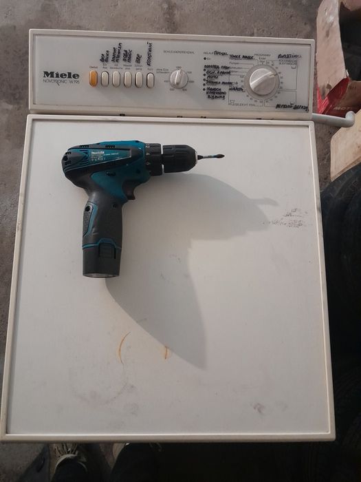 Запчастини пральної машини Miele