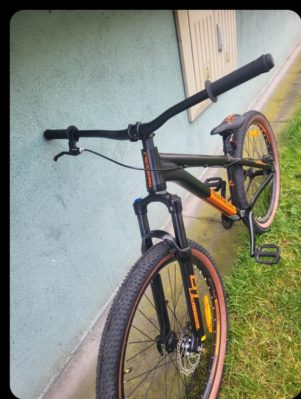 Sprzedam rower dirt marki tabor 1.0 rower posiadam miesiąc