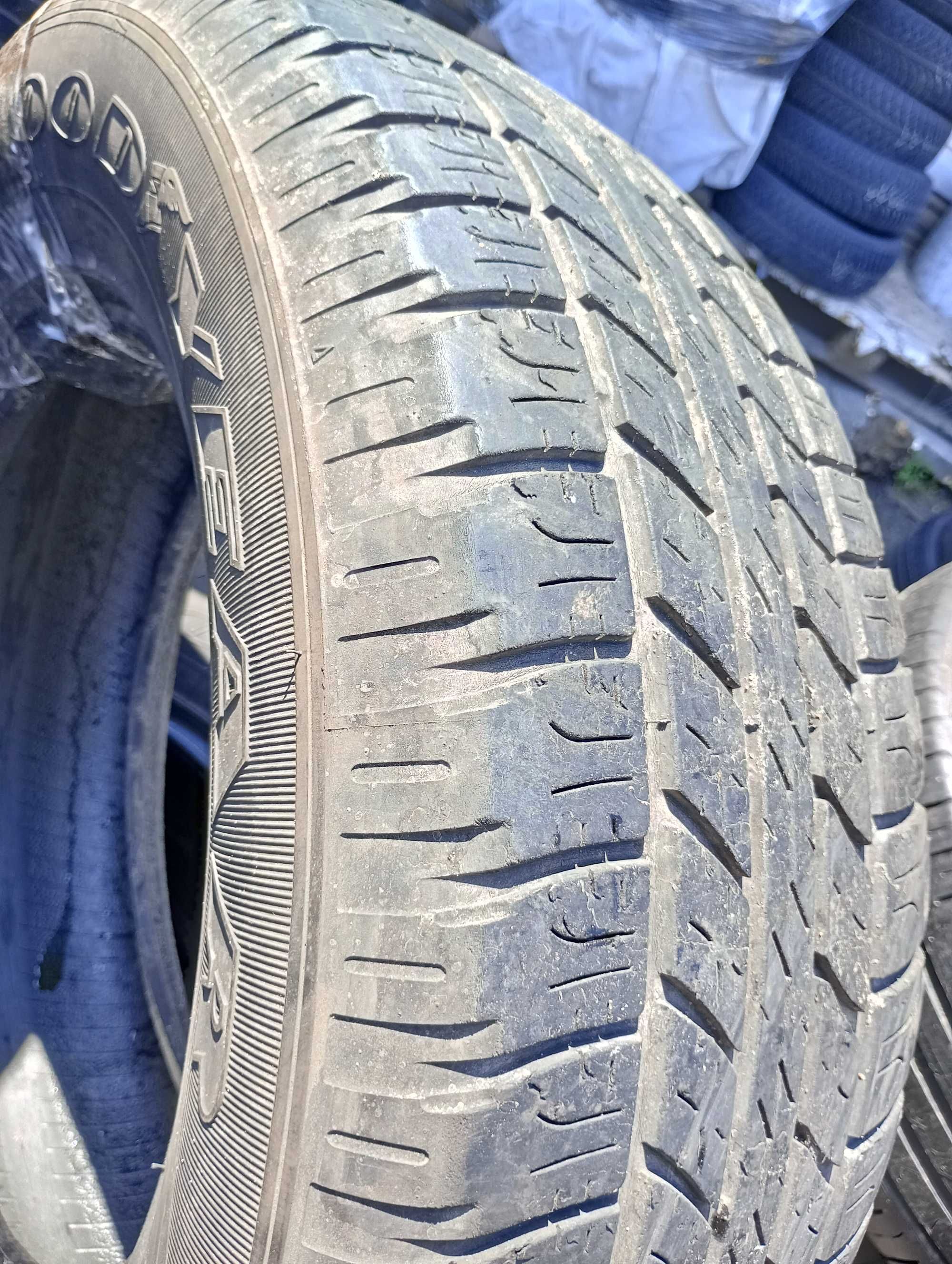 Резина GoodYear Wrangler 255/65/R17 всесезонка Комплект шини