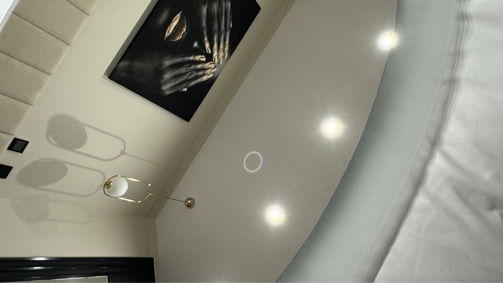 Lustro do łazienki led 80cm