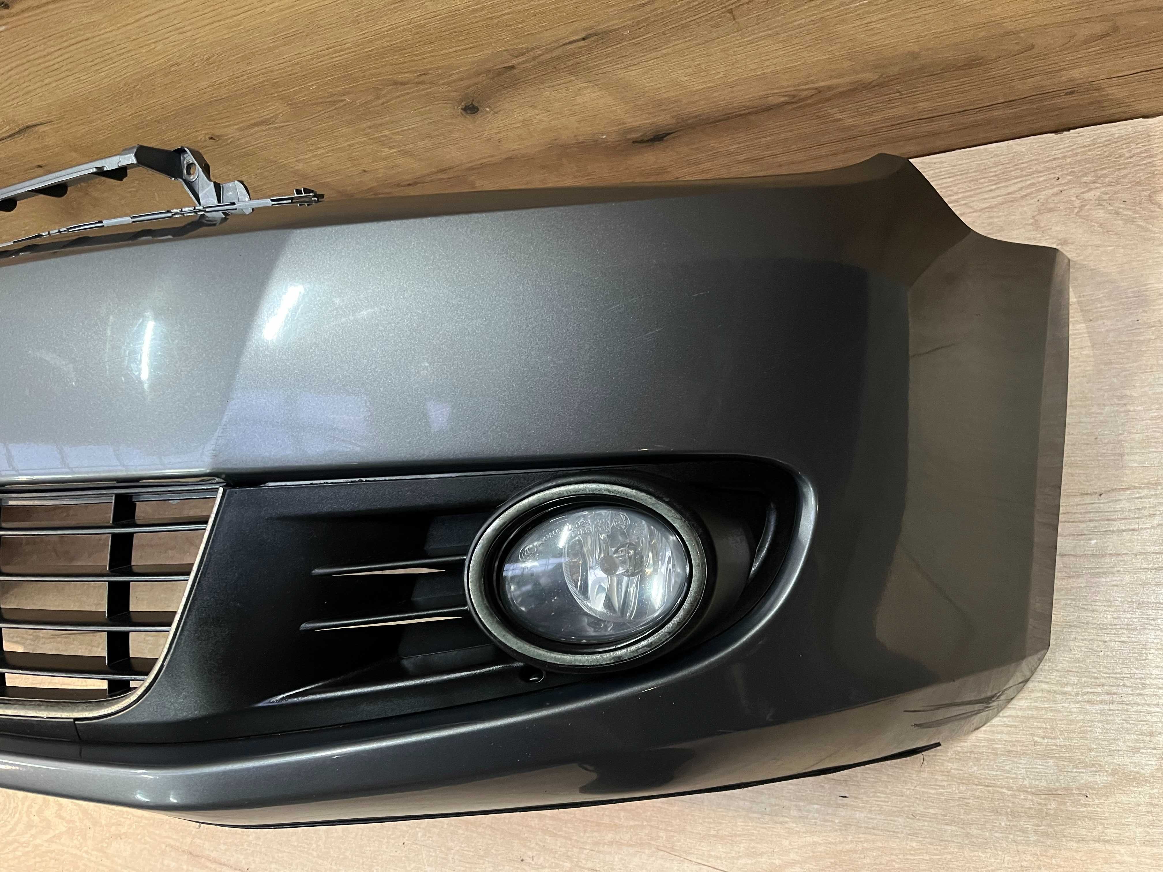 Zderzak przedni Volkswagen Golf 6