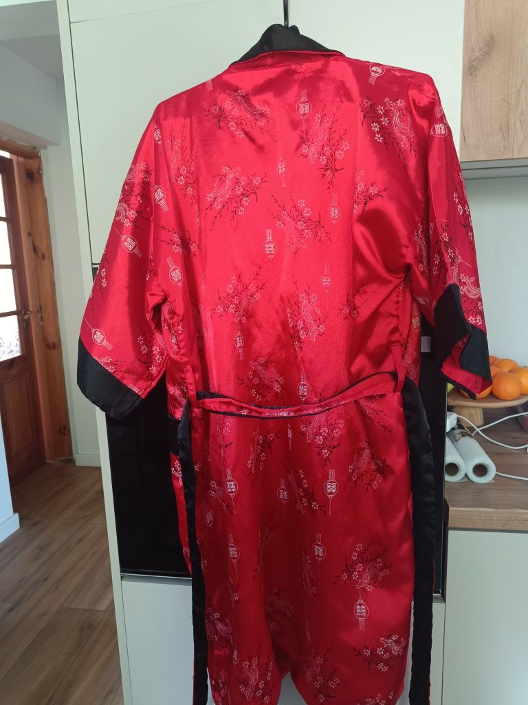 Szlafrok damski narzutka, dwustronny w chińskie wzory czarno-czerwony