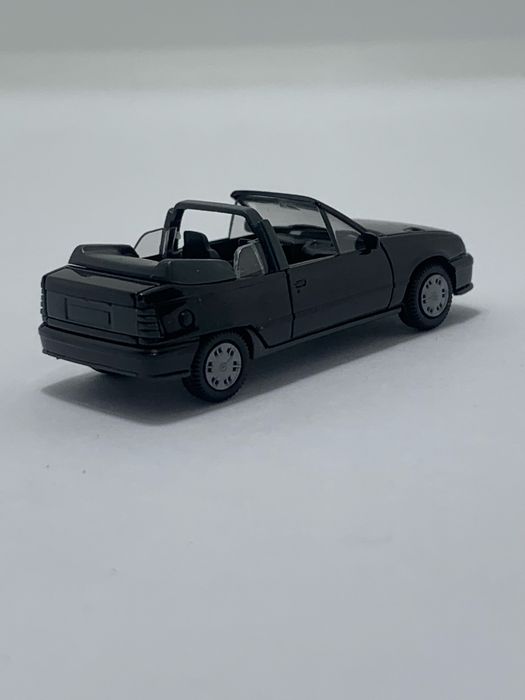 Opel Kadett Herpa 1/87